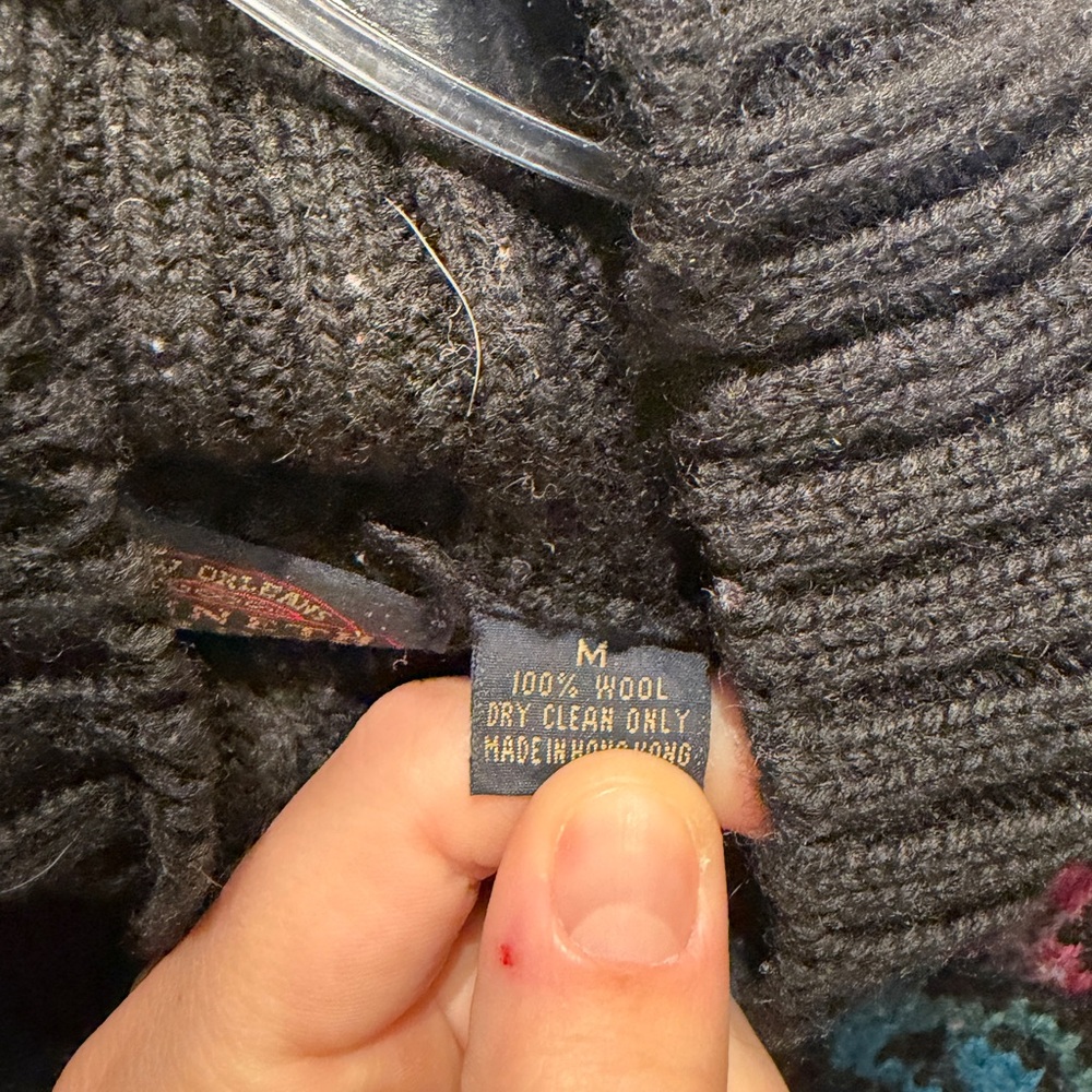 Elegant Black Patterned Women's Turtleneck Sweater (Vintage)‎ - Picture 4 of 5